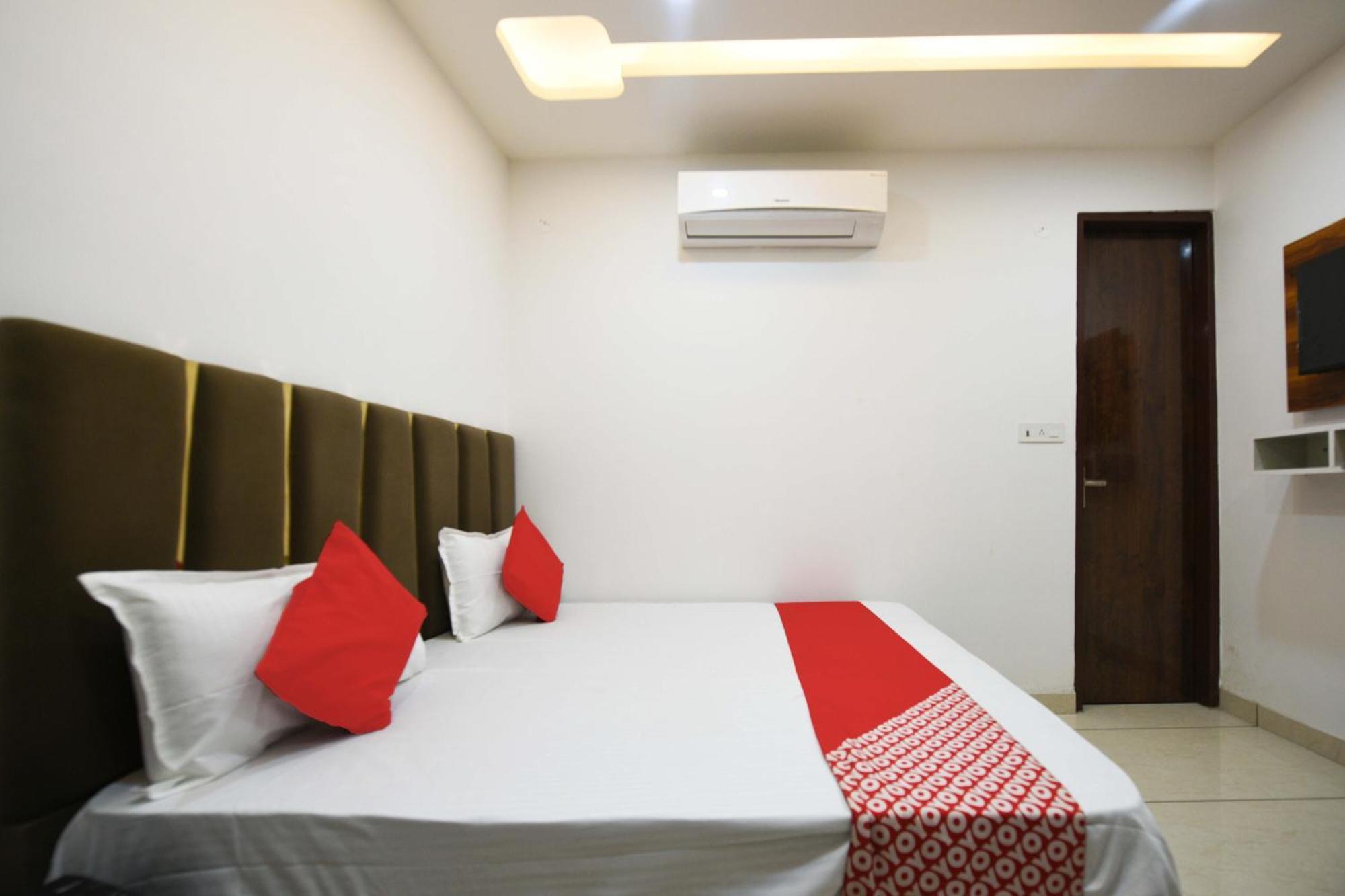 Hotel O Empire State Delhi  Luaran gambar