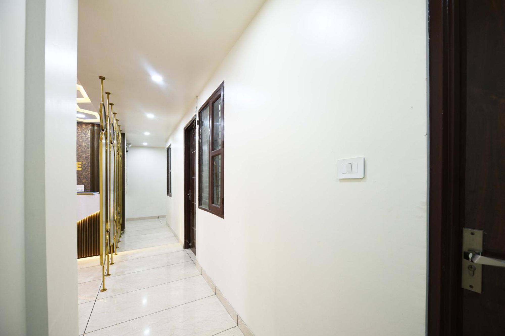 Hotel O Empire State Delhi  Luaran gambar